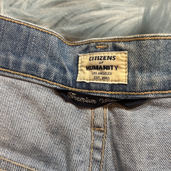 Citizens of Humanity Slouchy Fit Corey Distressed Shorts sz 27 - Picture 7 of 11